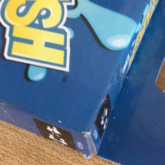 New UNO Water proof Clear Cards - Picture 8 of 11